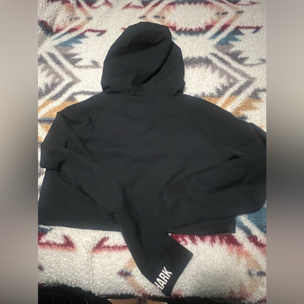 GymShark BLK Windbreaker